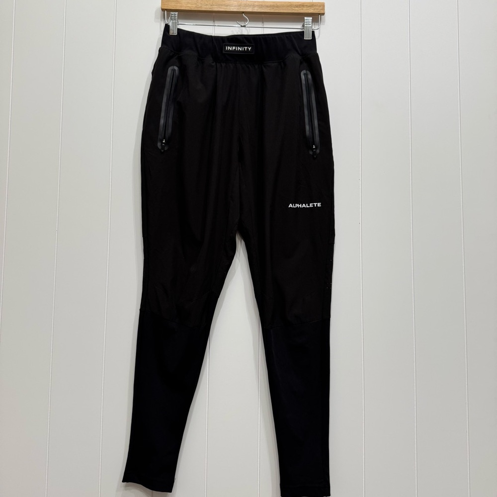 Alphalete Infinity Joggers Men’s Black size Medium